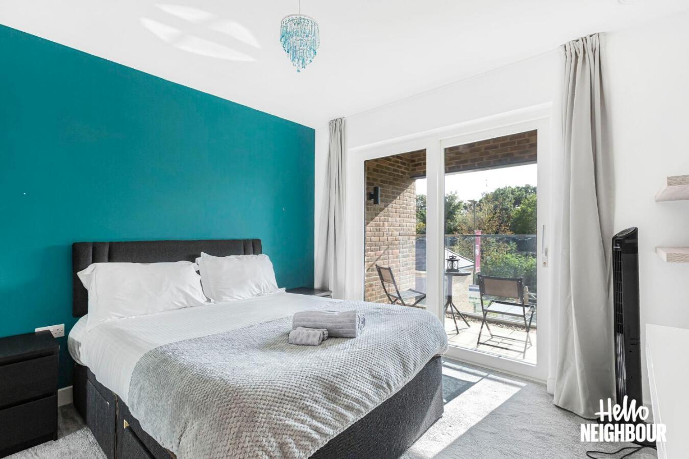 Modern 1 Bedroom Apartment With Parking In Colindale, London Edgware Exterior foto